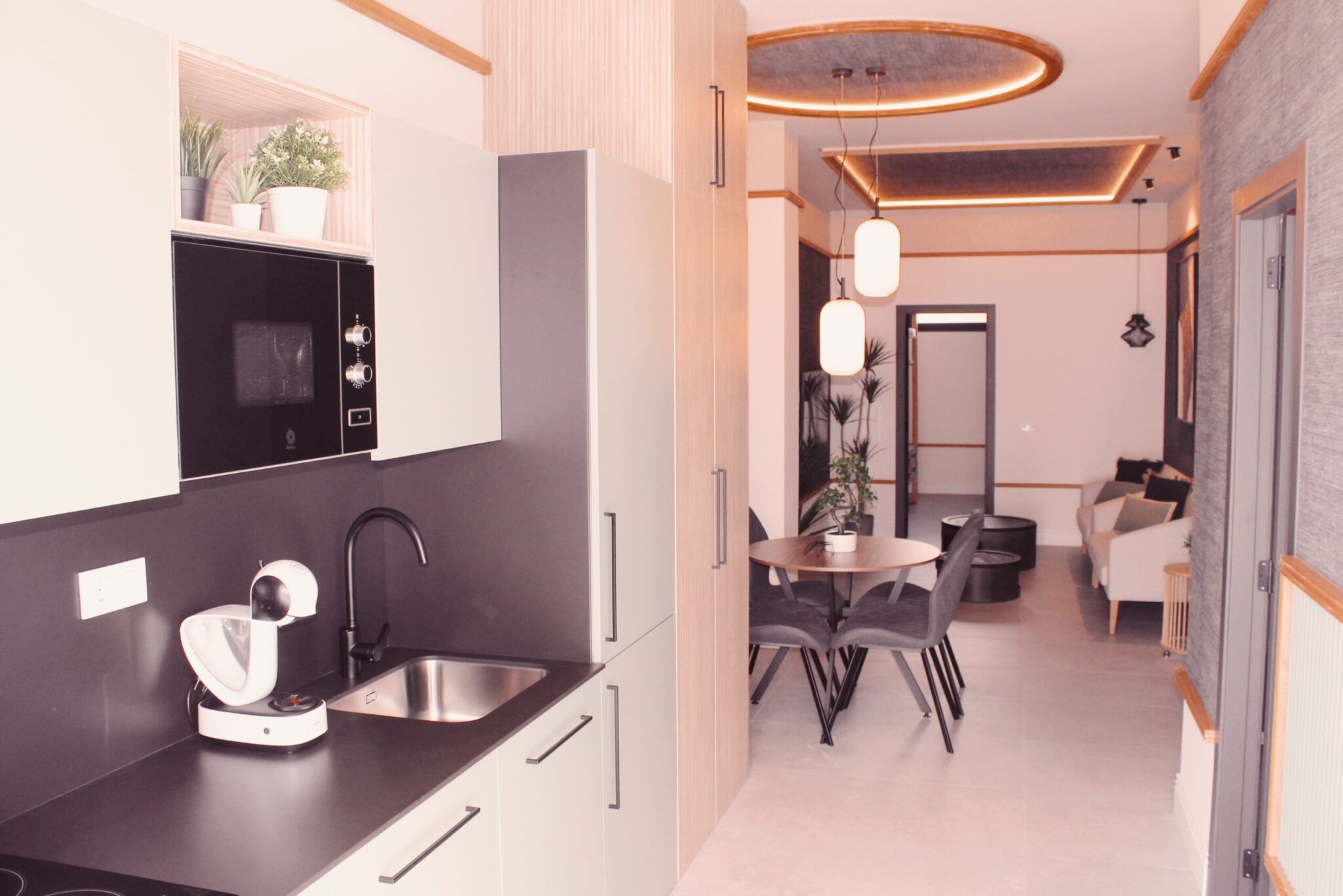 Cocina del loft Promotur Suites para alquiler de apartamentos turísticos en Valencia Capital